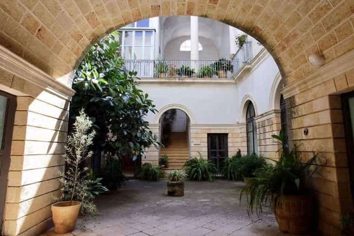 Lucugnano: un borgo leccese elegante dedito alla poesia