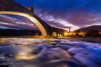 Bobbio-di-notte