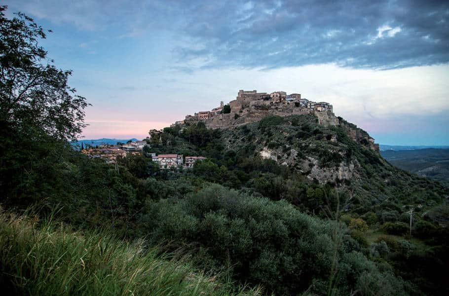 La Calabria dei borghi, presepi e luoghi fiabeschi