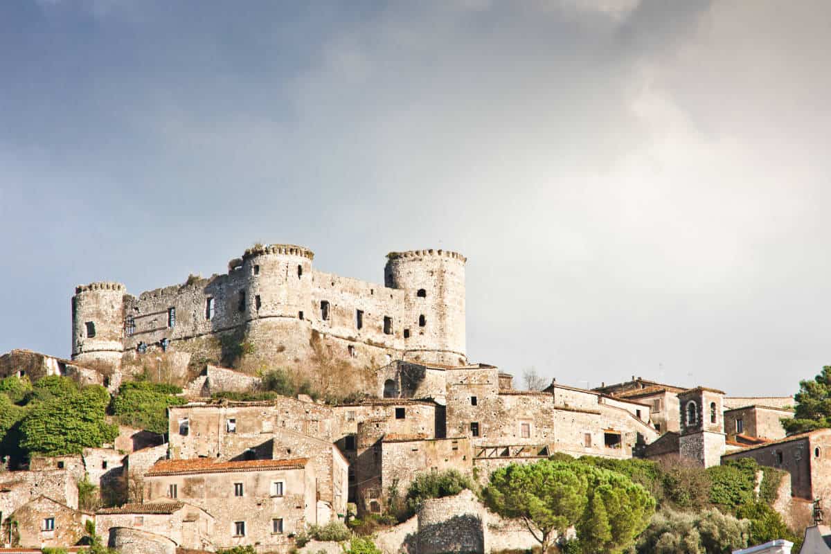 Castello d’Avalos