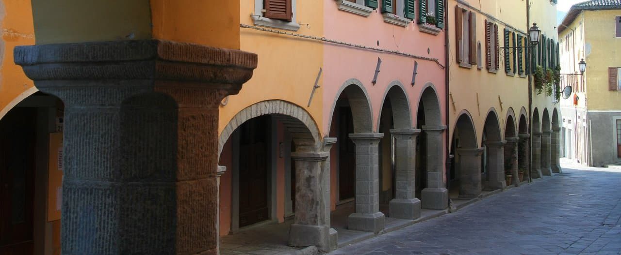 Palazzo del Podestà e il centro storico di Galeata