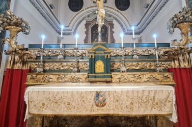 Chiesa-parrocchiale-S.-Cuore-S.-Michele-Arcangelo-interno