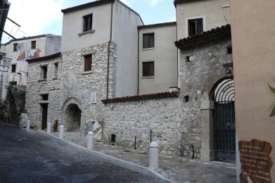 sant-angelo-le-fratte-pinacoteca-civica-michele-antonio-saverio-cancro