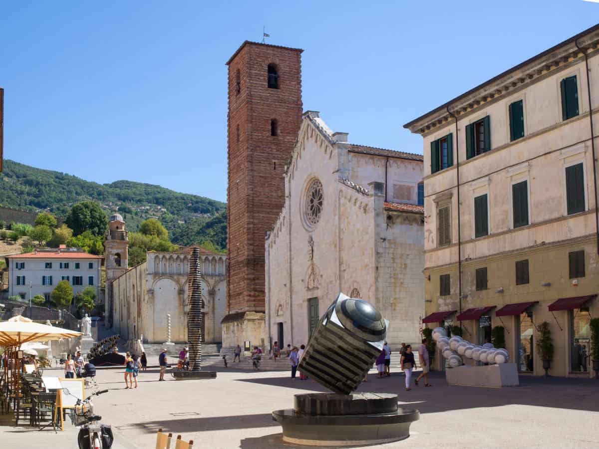 Tour sulla costa toscana, per chi arriva in auto o… in nave!