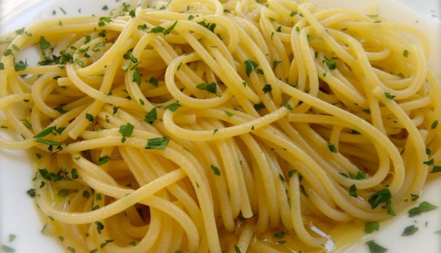 Ricetta: Spaghetti alla colatura di alici, un piatto tipico della Costiera Amalfitana