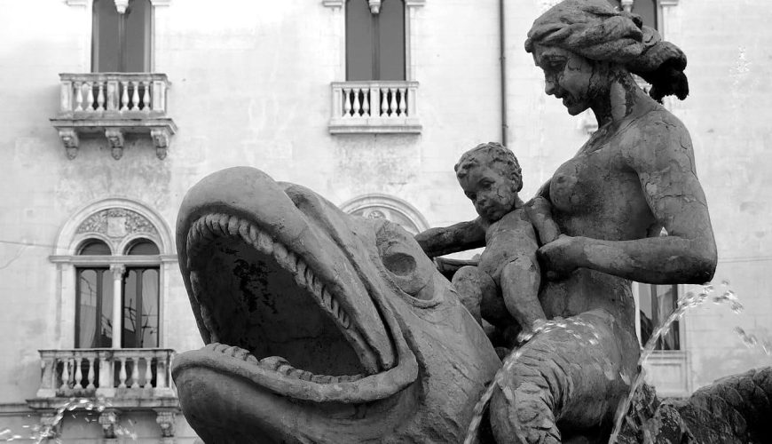 La fontana di Diana di Ortigia ritorna, finalmente, in tutto il suo splendore