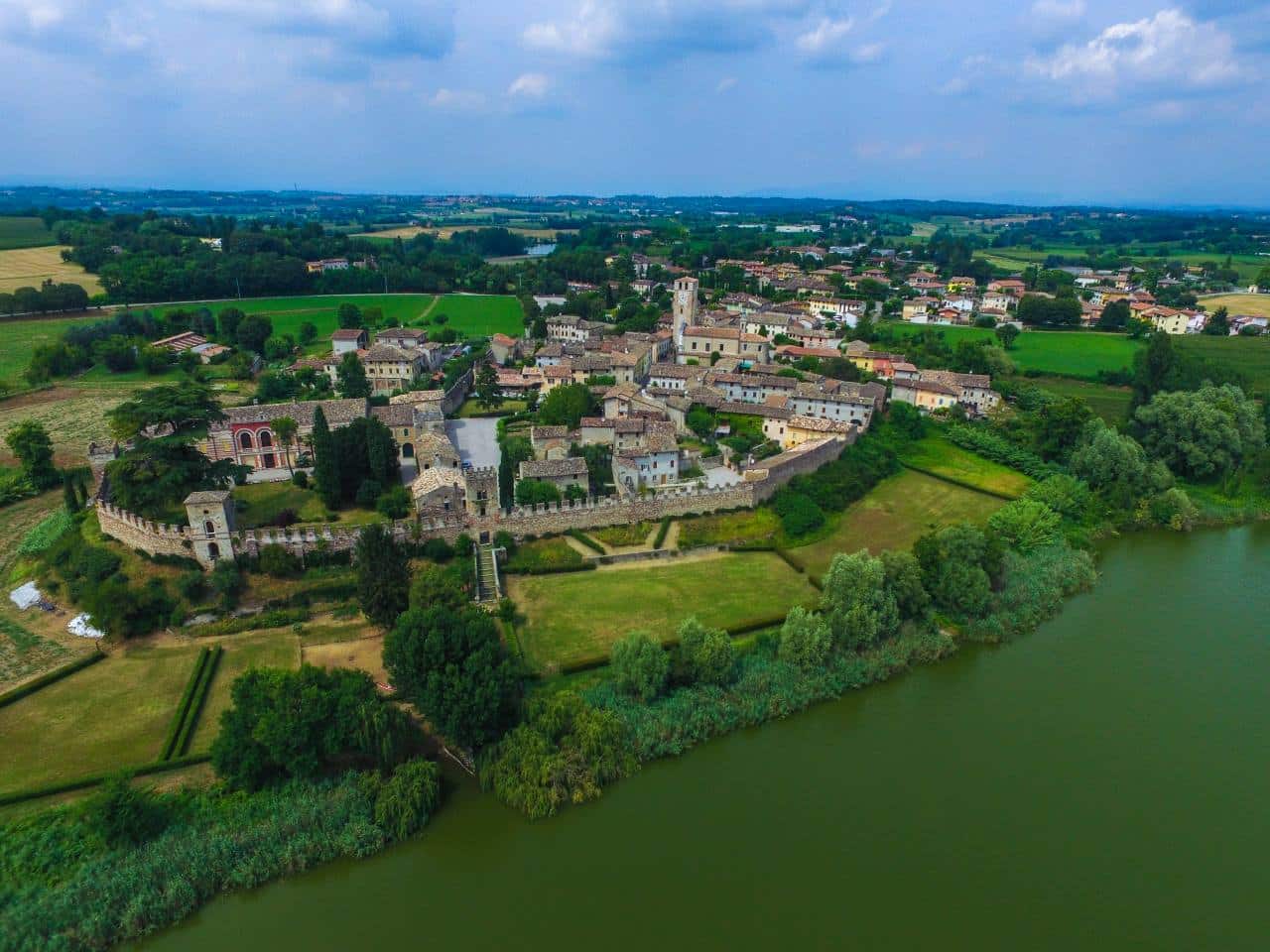 Castellaro Lagusello