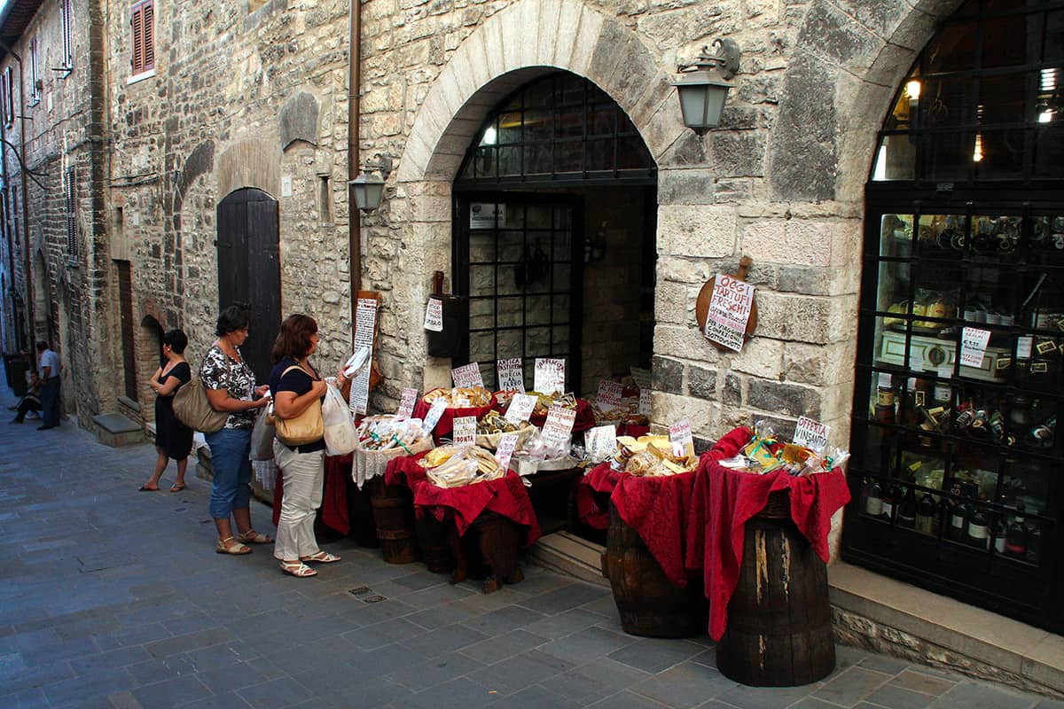 Gubbio - Artigianato locale