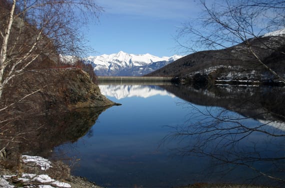 Le leggende del borgo sommerso del lago Delio
