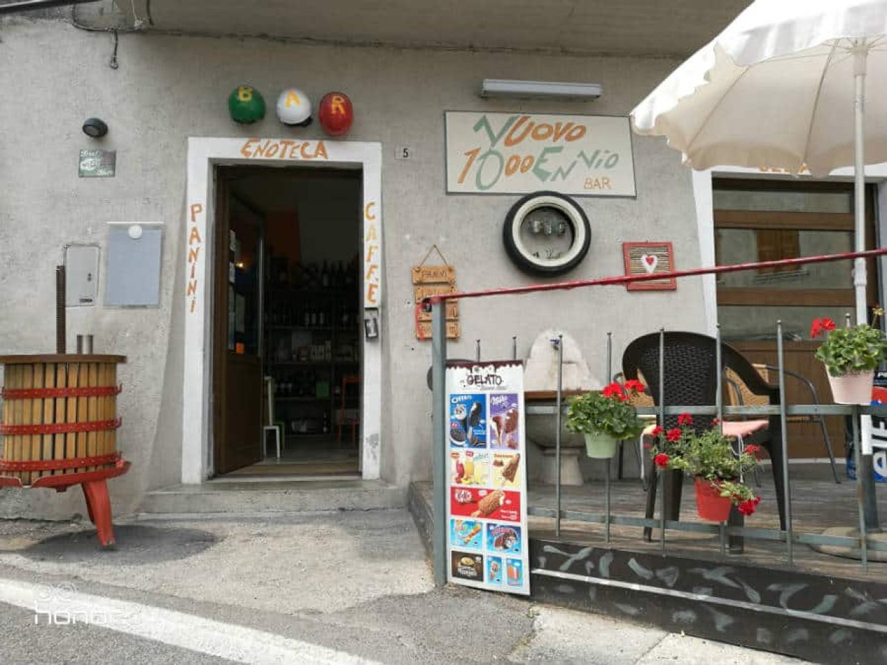 Nuovo 1000Ennio Bar