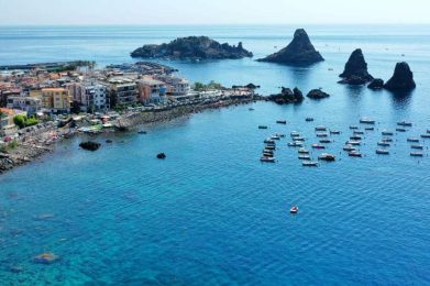 Aci Trezza