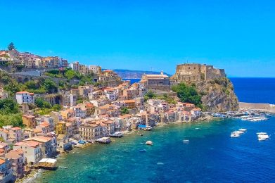 Uno-sguardo-a-Chianalea