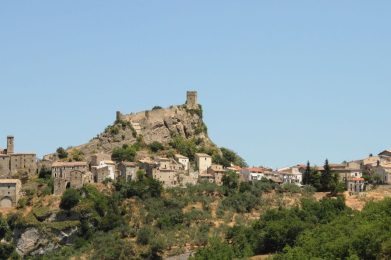 Roccascalegna