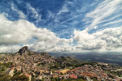 shutterstock_1045335517
